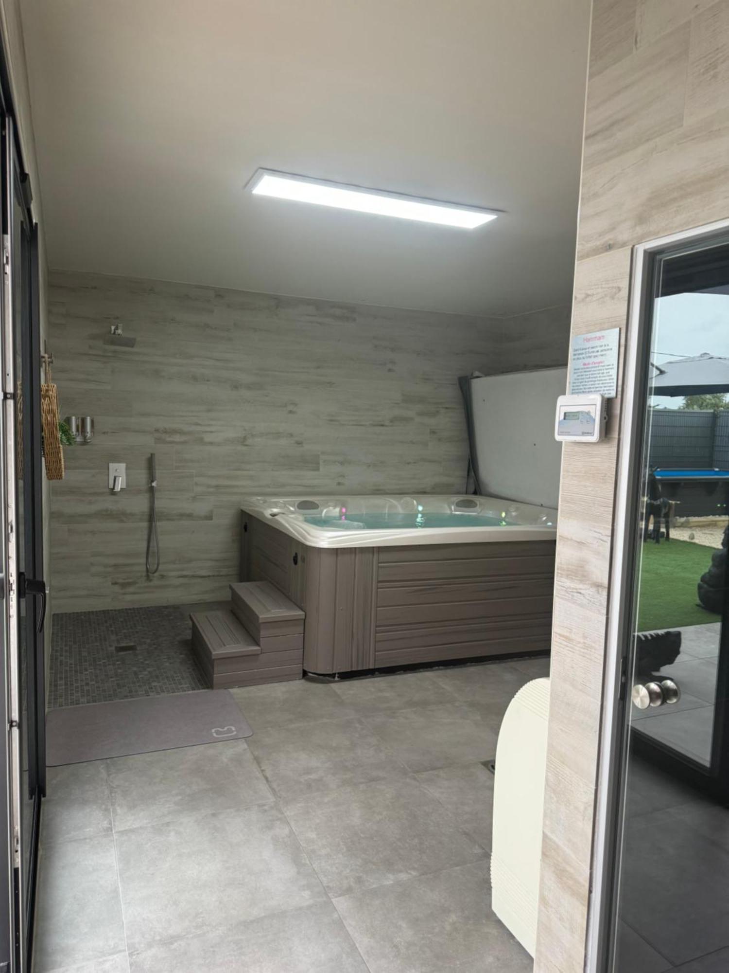 Reve D Amazonie & Spa Les Mages Exterior photo